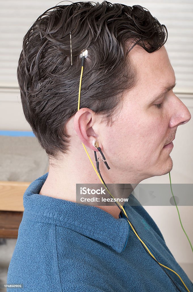 Neurofeedback Patient - Photo de Adulte libre de droits