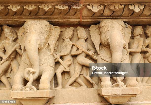 Esculturas En Templo Hindú De Foto de stock y más banco de imágenes de Arquitectura - Arquitectura, India, Sin personas