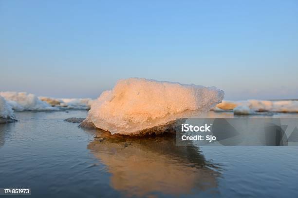Paesaggio Artico - Fotografie stock e altre immagini di Acqua - Acqua, Ambientazione esterna, Ambientazione tranquilla