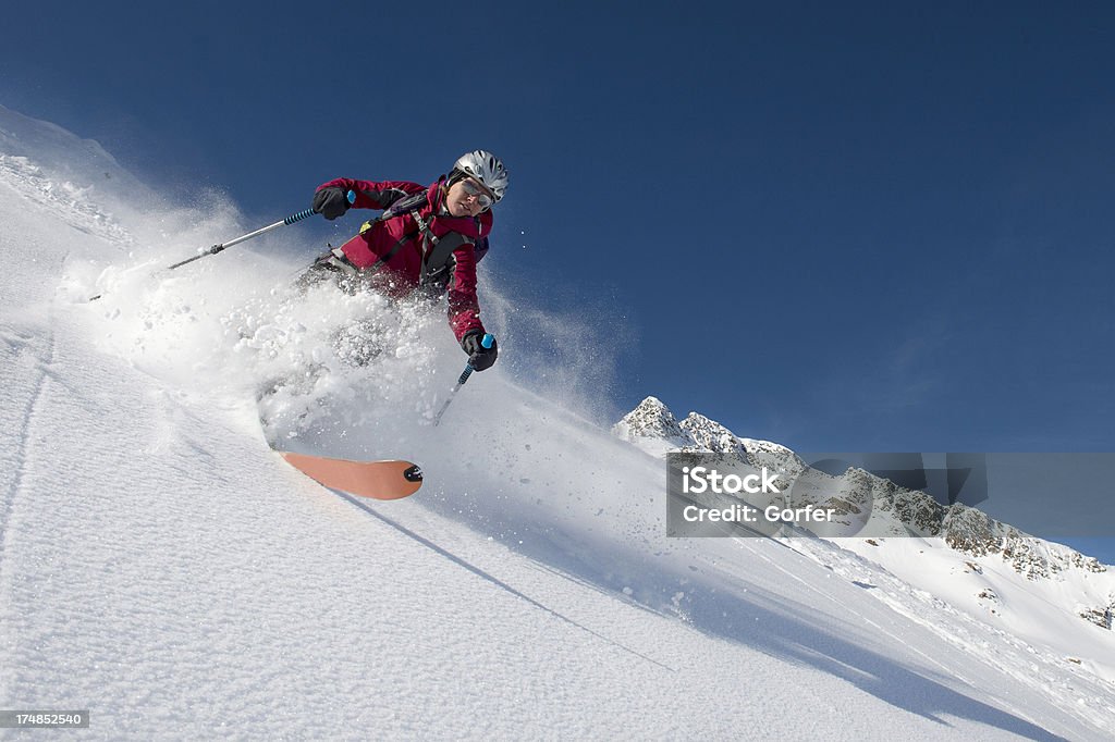 Skifahren im Pulverschnee - Lizenzfrei Baum Stock-Foto