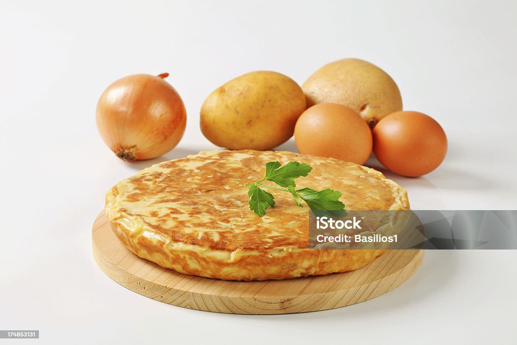 Spanische tortilla mit Zwiebel, Ei und Kartoffeln - Lizenzfrei Omelett Stock-Foto
