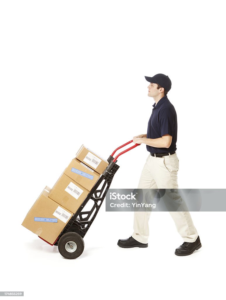 Lieferung Service-Mann liefern Rollwagen von Packages auf Weiß - Lizenzfrei Rollwagen Stock-Foto