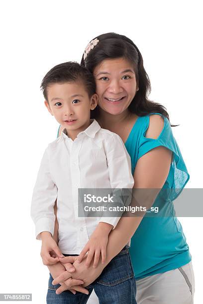 Foto de Mãe E Filho e mais fotos de stock de 30 Anos - 30 Anos, 6-7 Anos, Abdome