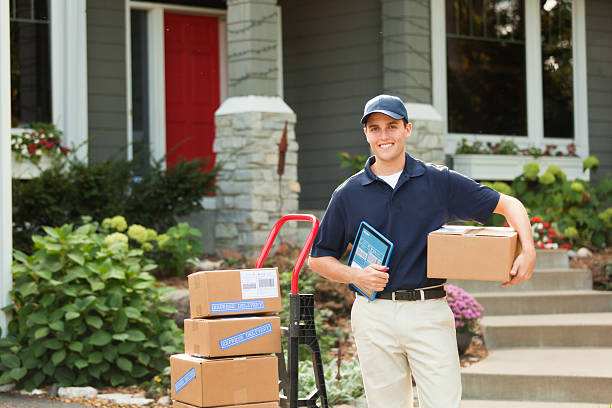 istock Delivery Man at Customer's Home Hz 174857389