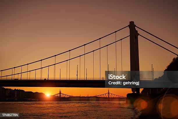 썬라이즈 Riverside Of 다뉴브 0명에 대한 스톡 사진 및 기타 이미지 - 0명, 가로등, 강