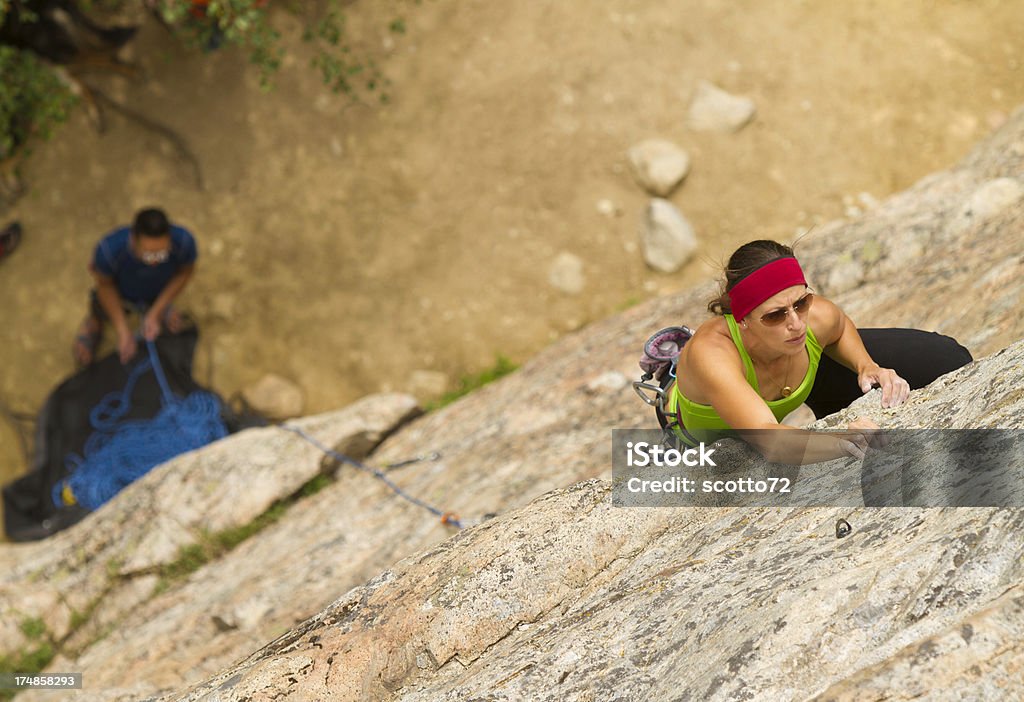 여자 바위산 클라이밍 - 로열티 프리 Skaha Lake 스톡 사진