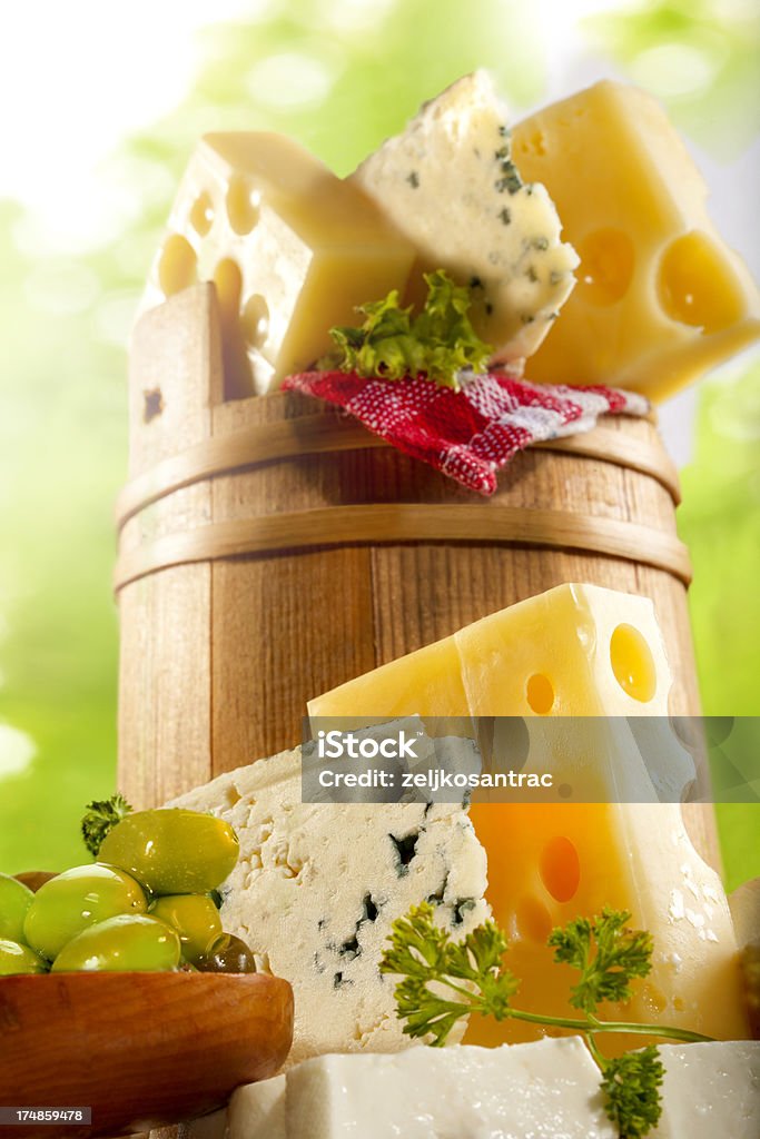 Fromage et aux olives - Photo de Aliment libre de droits