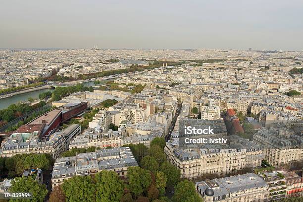 Parigi La Francia - Fotografie stock e altre immagini di Ambientazione esterna - Ambientazione esterna, Appartamento, Architettura