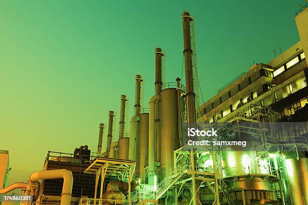 Chemiefabrik Stockfoto und mehr Bilder von Grün - Grün, Umweltschutz, Chemie