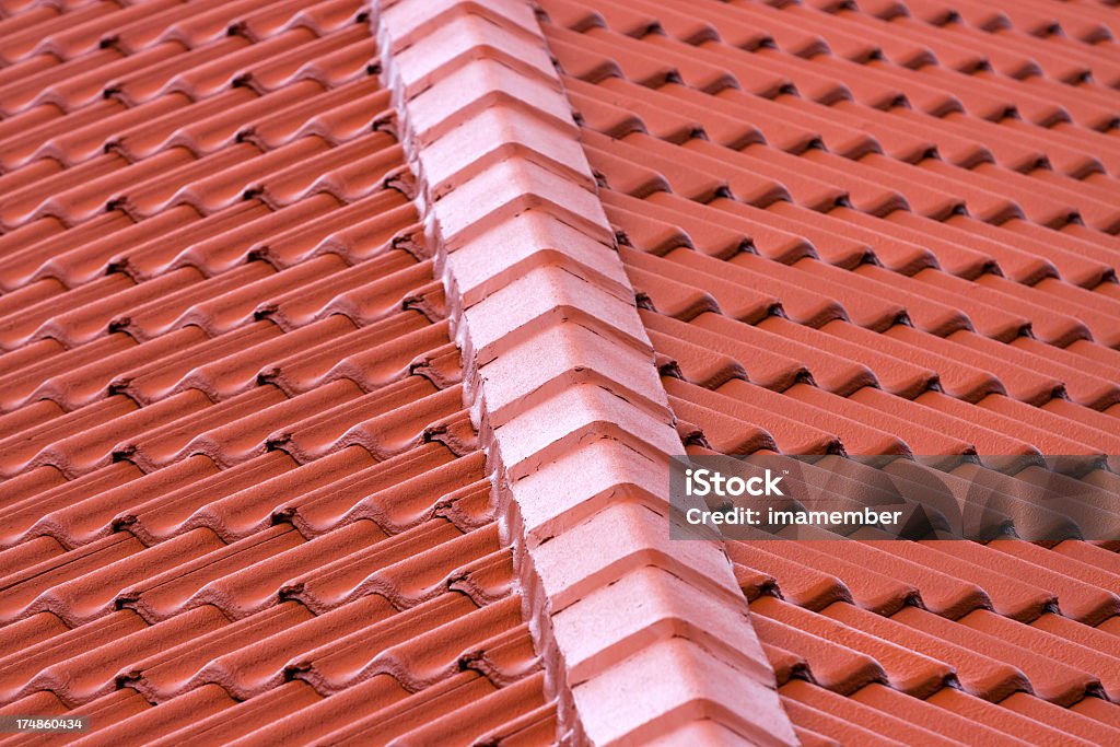 Telhado vermelho grande com Telhado placas de Cerâmica de Terracota - Royalty-free Abstrato Foto de stock