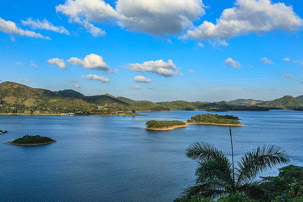 embalse hanabanilla, куба - cuba rural scene non urban scene day стоковые фото и изображения