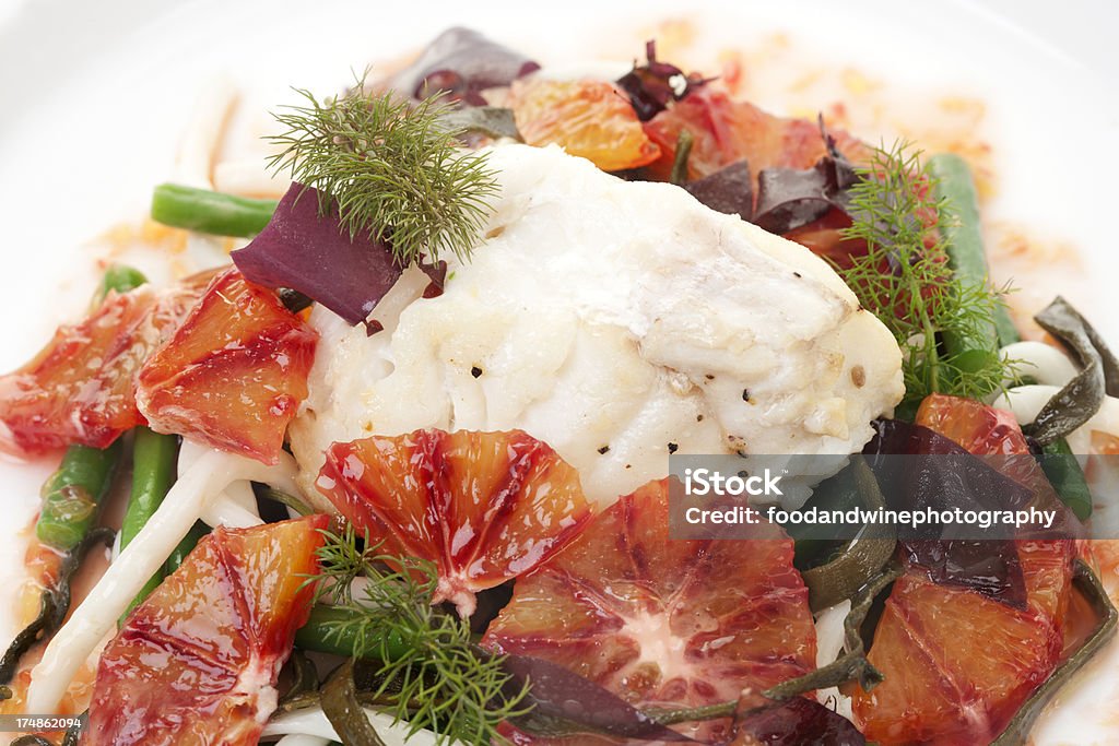 Kabeljau mit Blutorange und Meer Gemüse - Lizenzfrei Blutorange Stock-Foto
