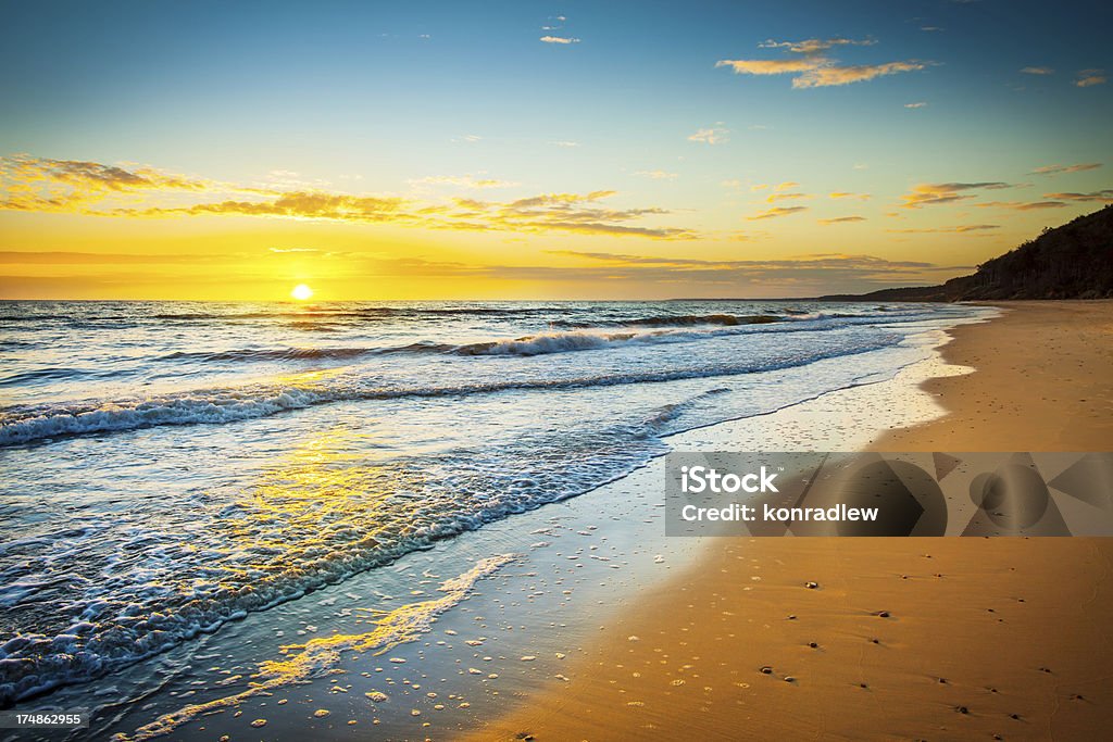 Goldene Strand-Sonnenuntergang über dem Ozean XXXL HDR-Bild - Lizenzfrei Blau Stock-Foto