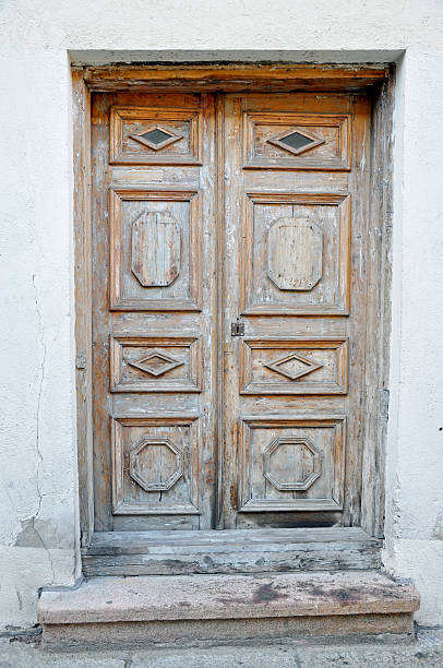 istock Old wooden door 174863108