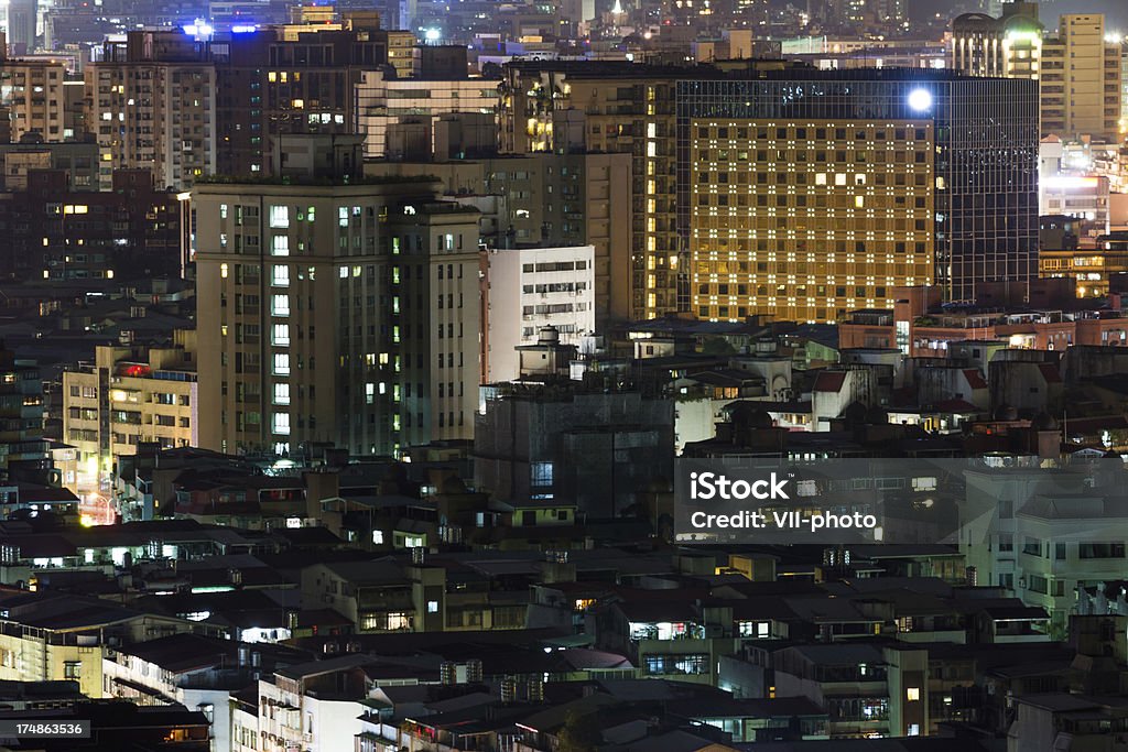 Stadt bei Nacht - Lizenzfrei Abenddämmerung Stock-Foto