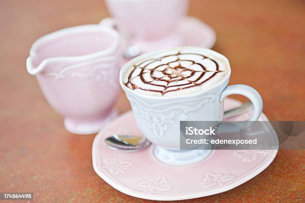 Marrone Caffè Con Latte E Zucchero - Fotografie stock e altre immagini di Bevanda calda - Bevanda calda, Bibita, Bricco del latte