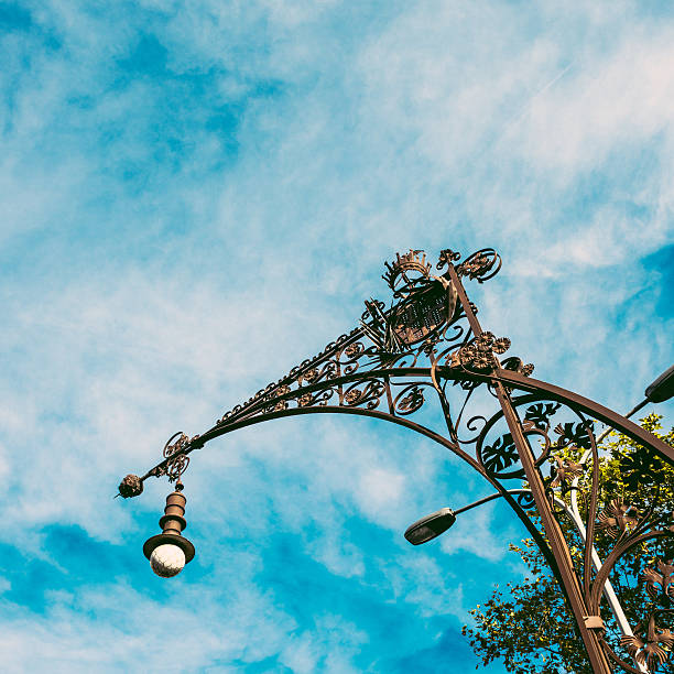 passeig de gracia street lichter barcelona - passeig de gracia stock-fotos und bilder