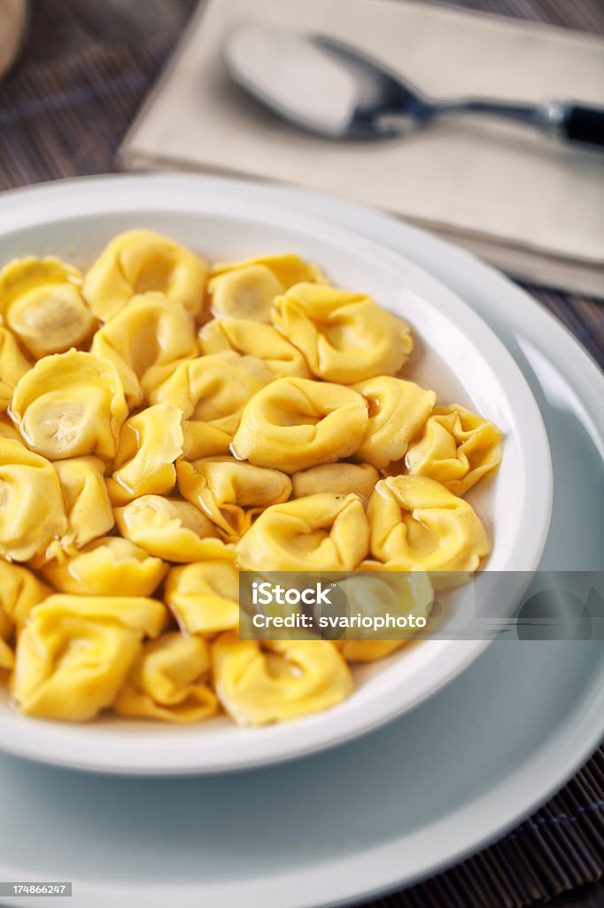 Tortellini en caldo - Foto de stock de Cappelletti - Pasta libre de derechos