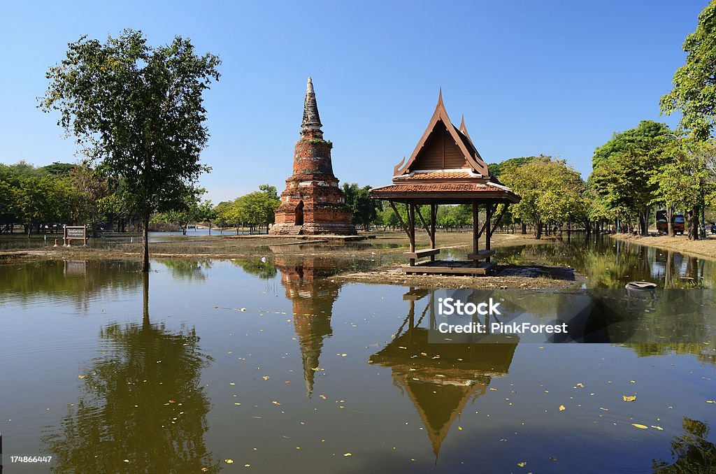 Ayutthaya nach der Flut - Lizenzfrei Architektur Stock-Foto