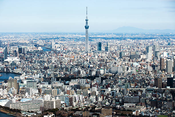 Sky−tree and group of buildings in below.