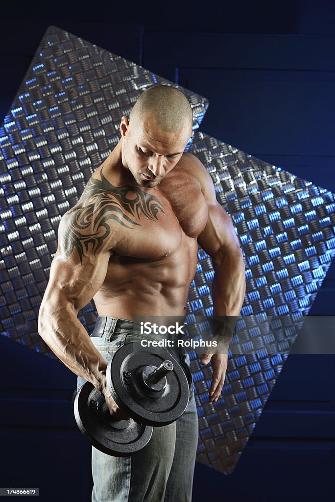 Bodybuilder - Foto de stock de 30-34 años libre de derechos