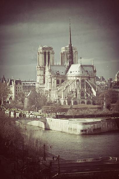 istock Notre Dame de Paris, France 174872745