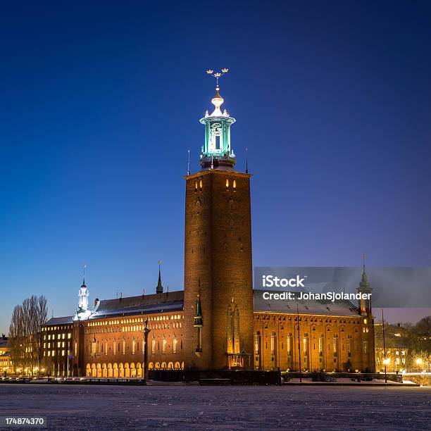 Estocolmo City Hall - Fotografias de stock e mais imagens de Câmara Municipal - Edifício do Governo Local - Câmara Municipal - Edifício do Governo Local, Estocolmo, Ao Ar Livre