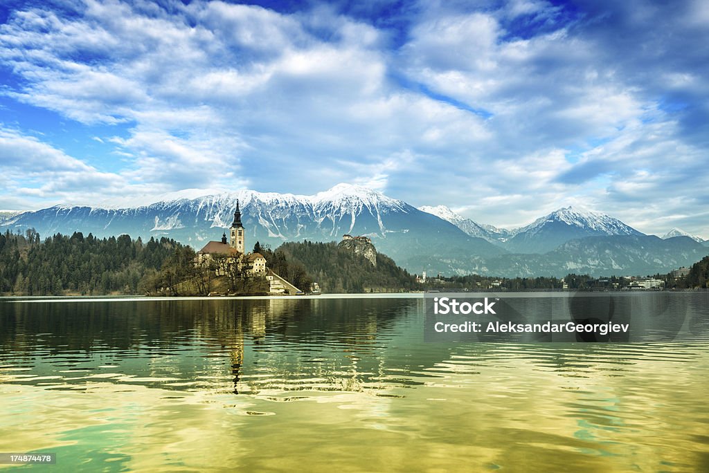 教会の島でブレッド湖、スロベニア - ゴレンスカのロイヤリティフリーストックフォト