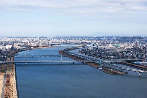 Bridge built over Tokyo Bay 