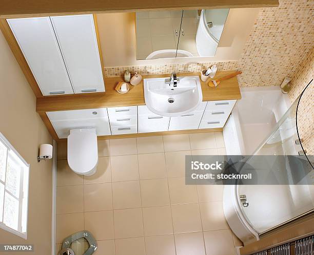 Overhead Schuss Von Kleinen Luxuriöses Badezimmer Stockfoto und mehr Bilder von Badezimmer - Badezimmer, Ansicht aus erhöhter Perspektive, Draufsicht