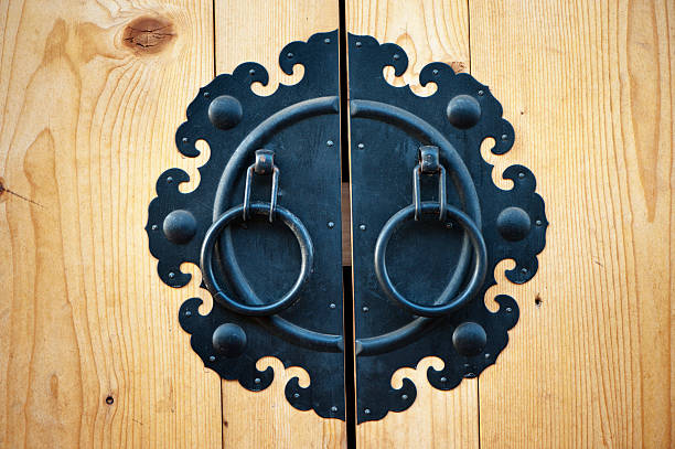 istock Korean Door Detail 174877235