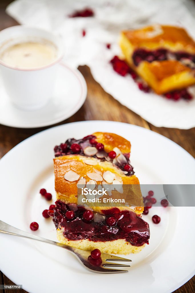 Tortas caseras y café - Foto de stock de Al horno libre de derechos