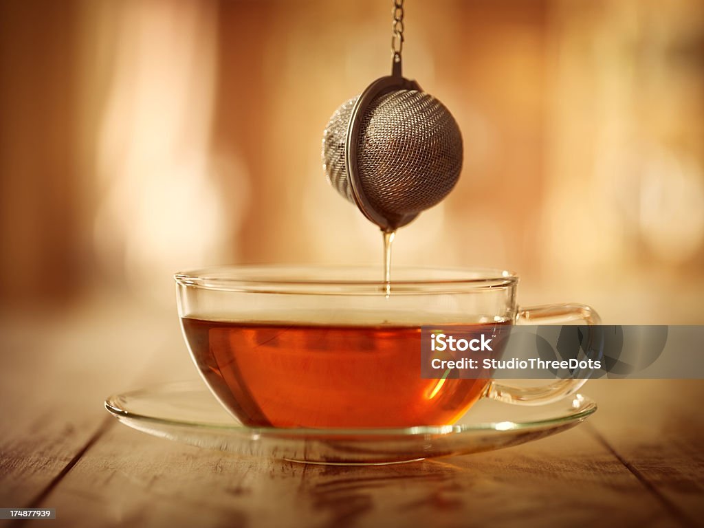 Herbata z hibiskusa - Zbiór zdjęć royalty-free (Zaparzacz do herbaty)