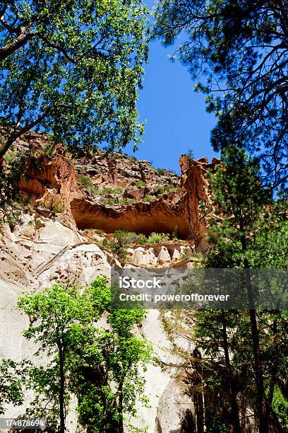 Alcova Casa Cliff Habitaçõesmonumento Nacional De Bandelier - Fotografias de stock e mais imagens de Acabado