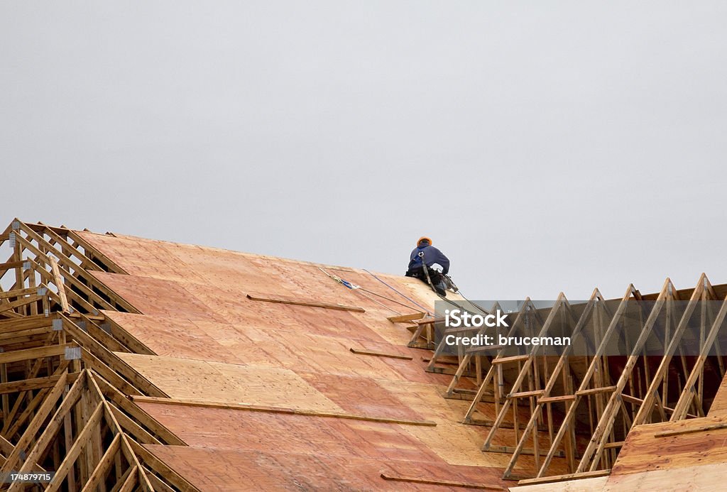 Couvreur - Photo de Bois de construction libre de droits