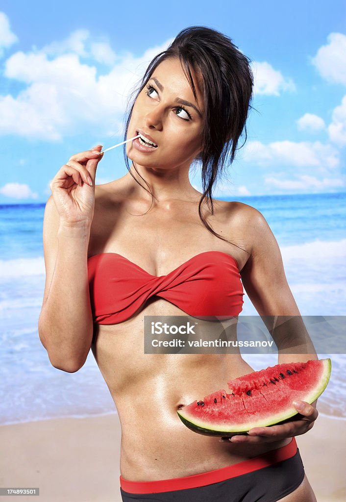 Mulher Sexy na praia - Foto de stock de Adulto royalty-free