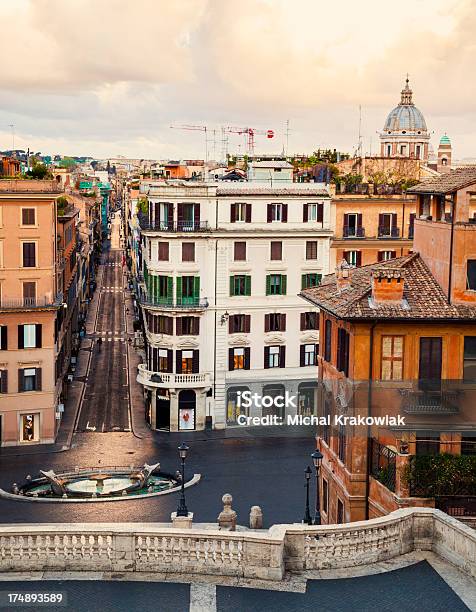 スペイン広場ローマイタリア - イタリア ローマのストックフォトや画像を多数ご用意 - イタリア ローマ, スペイン階段, 店