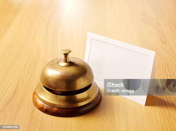 Cartão Em Branco Com Um Porteiro Bell - Fotografias de stock e mais imagens de Espaço Vazio - Espaço Vazio, Espaço para Texto, Fotografia - Imagem