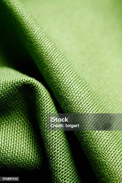 Фон Зеленый Текстиль — стоковые фотографии и другие картинки Абстрактный - Абстрактный, Атласная ткань, Блестящий