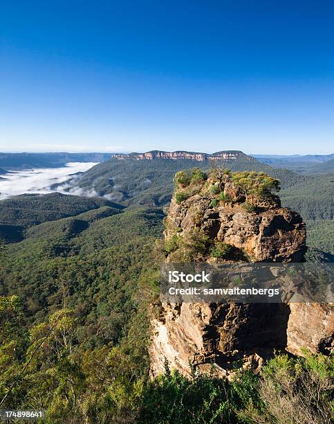 Foto de Três Sisters e mais fotos de stock de Amarelo - Amarelo, Australásia, Austrália