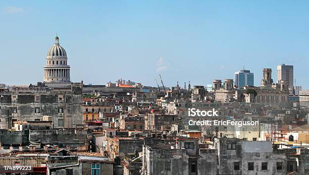 Photo libre de droit de Havana Vue De La Ville Et Le Capitole banque d'images et plus d'images libres de droit de Amérique latine - Amérique latine, Boisson rafraîchissante, Capitales internationales