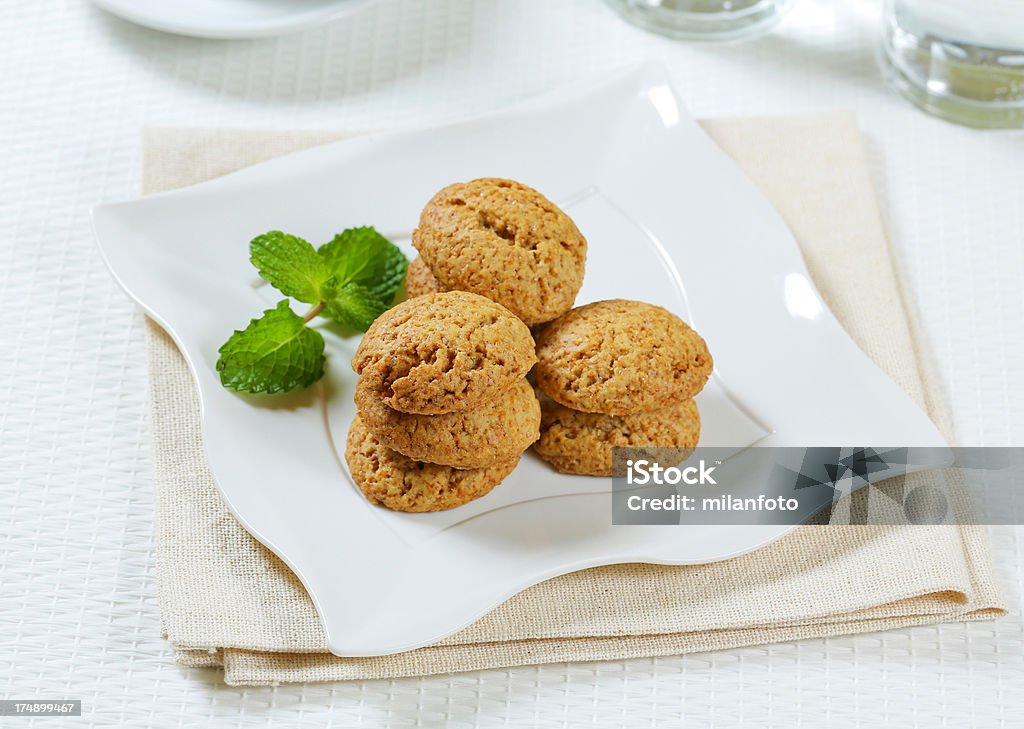 macaroons de coco recém-assados - Foto de stock de Assado no Forno royalty-free