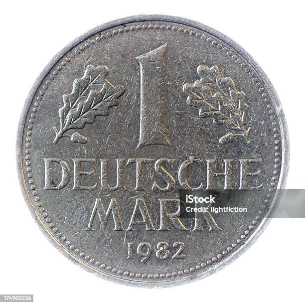 Deutche マークドイツ硬貨フロントサイド - 1982年のストックフォトや画像を多数ご用意 - 1982年, カットアウト, クローズアップ