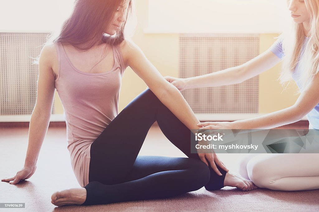 Profesor de Yoga - Foto de stock de 20 a 29 años libre de derechos