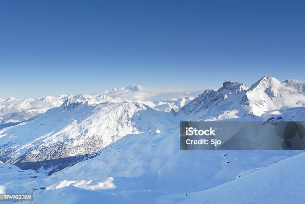 Alpi Francesi - Fotografie stock e altre immagini di Alpi - Alpi, Alpi francesi, Ambientazione esterna