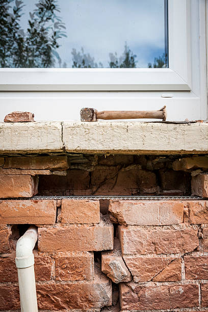 istock Structural problem: repairing a cracked wall 174902395