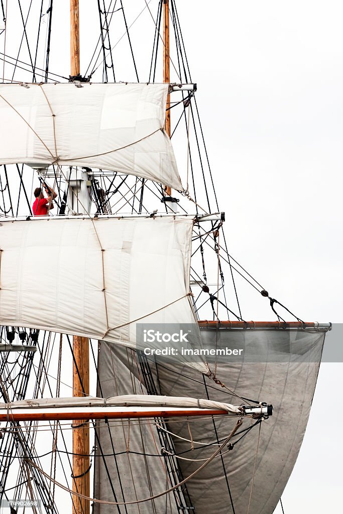 Weiße Segel von Segeln Schiff gegen Weißer Hintergrund, Kopie Raum - Lizenzfrei Großsegler Stock-Foto