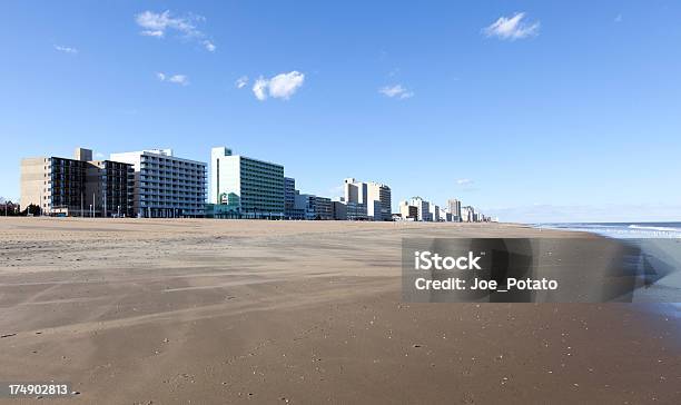 Hoteles Y Playa Foto de stock y más banco de imágenes de Aire libre - Aire libre, Arena, Cielo