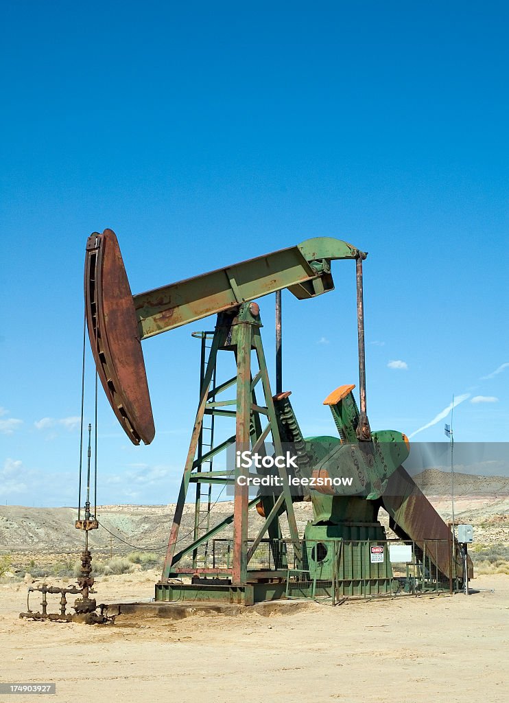 石油掘削装置 - カラー画像のロイヤリティフリーストックフォト