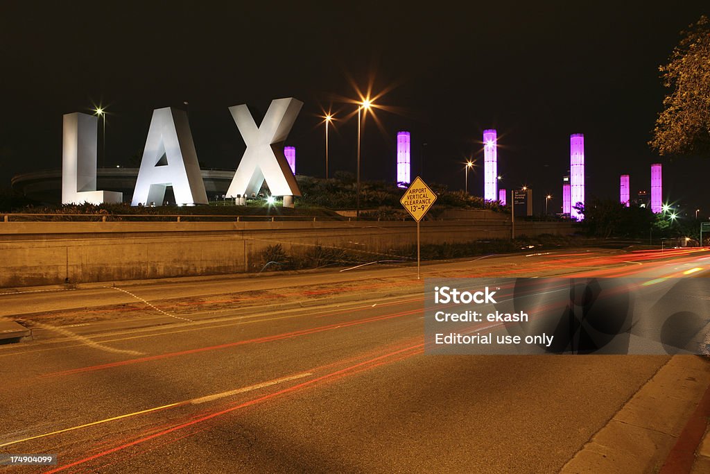 Los Angeles w nocy - Zbiór zdjęć royalty-free (Port lotniczy Los Angeles)
